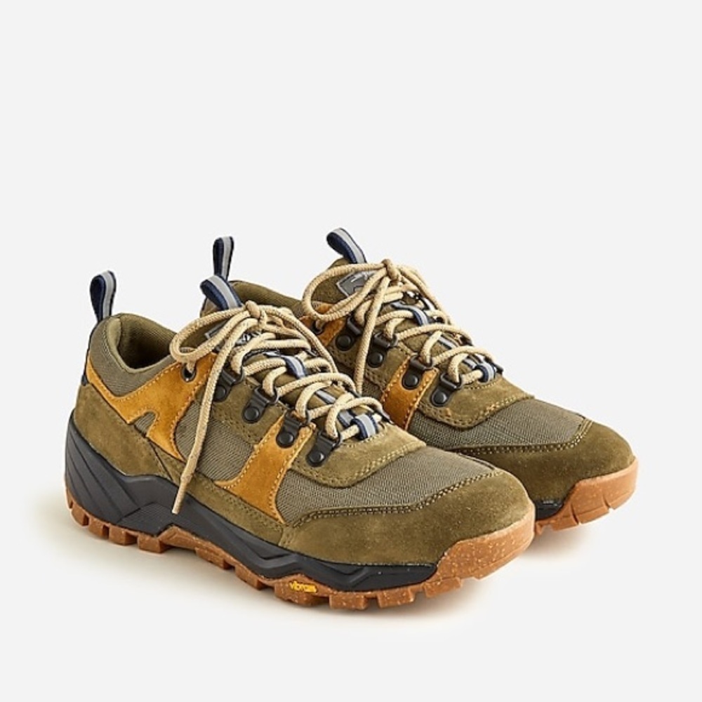 J Crew Nordic low-top hikers
Item BE393